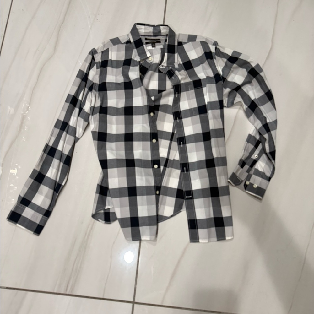 Banana Republic tailored slim Black and White Plaid Shirt